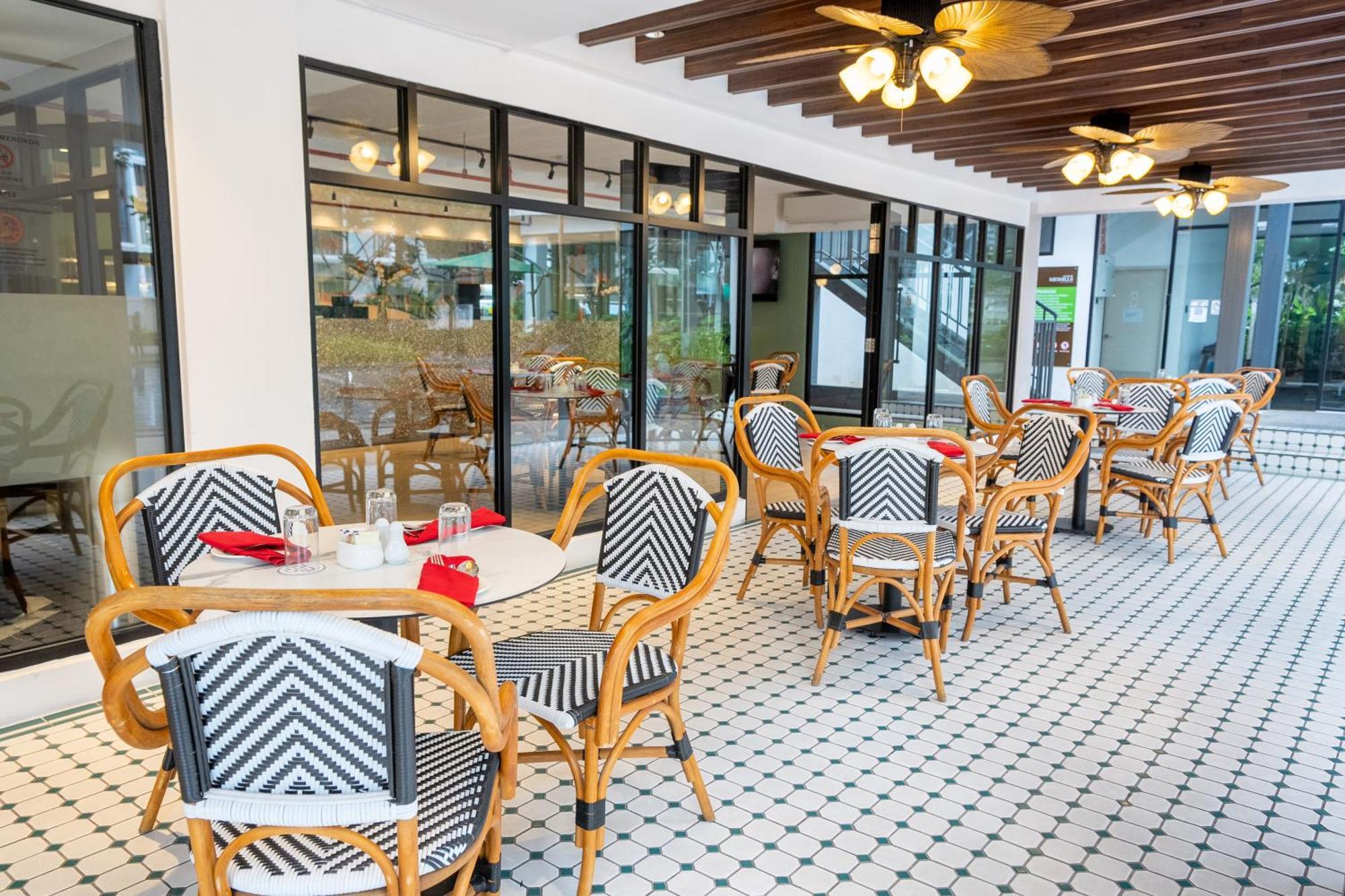 Scapes Hotel